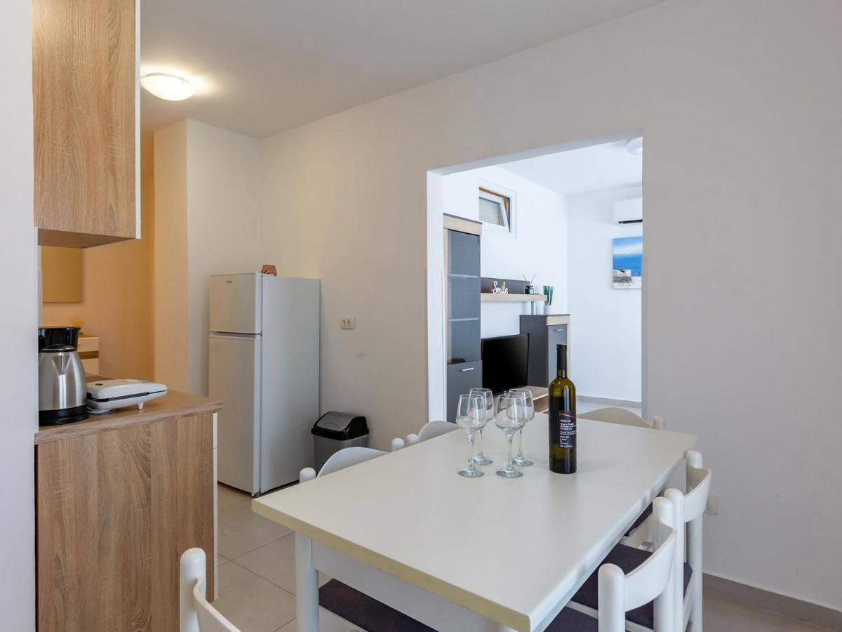 Amoroso 200m From Sea Appartement *